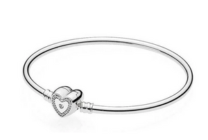 925 Sterling Silver CZ Heart Clasp Bangle